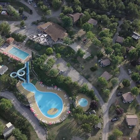 Camping Le Couriou Recoubeau-Jansac Ngoại thất bức ảnh