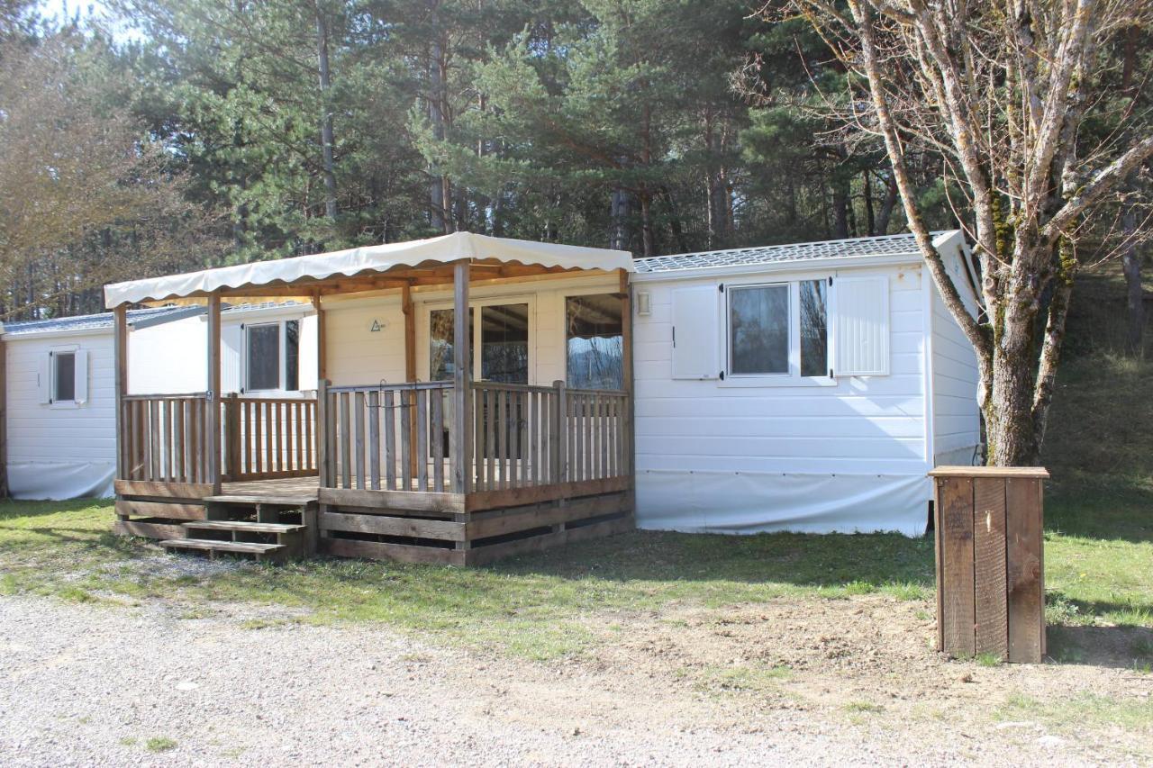 Camping Le Couriou Recoubeau-Jansac Ngoại thất bức ảnh