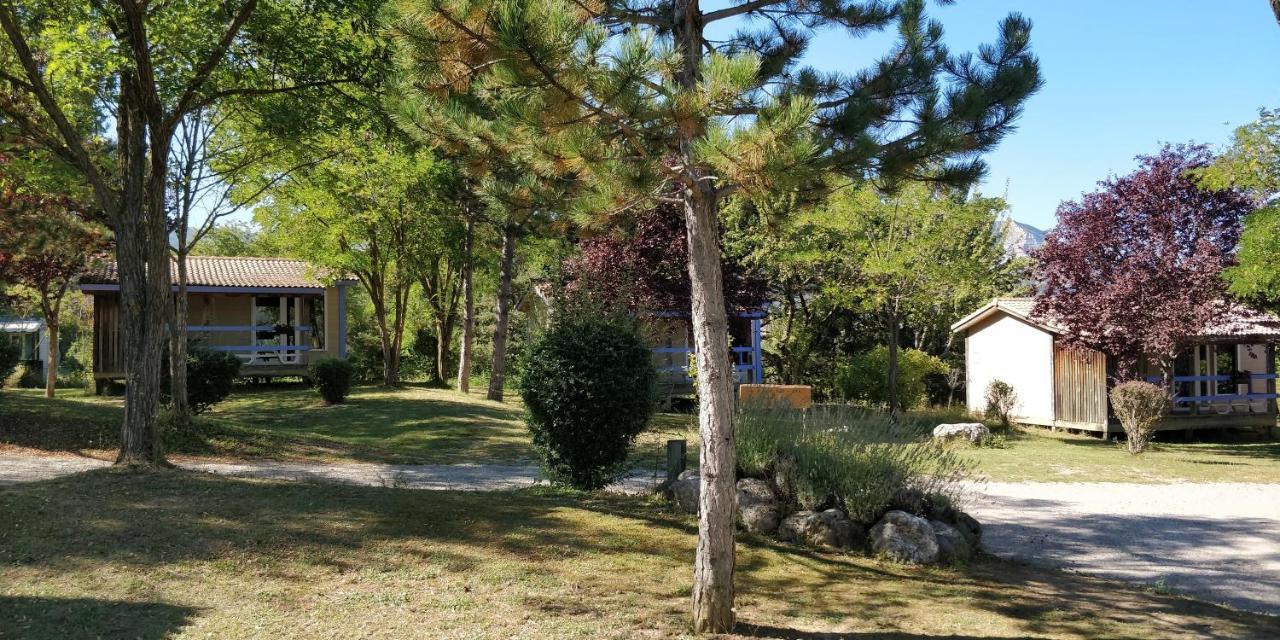 Camping Le Couriou Recoubeau-Jansac Ngoại thất bức ảnh
