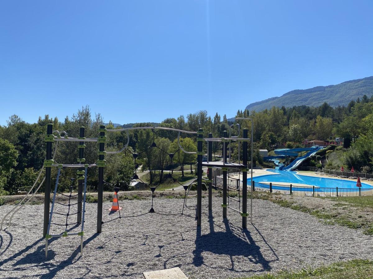 Camping Le Couriou Recoubeau-Jansac Ngoại thất bức ảnh