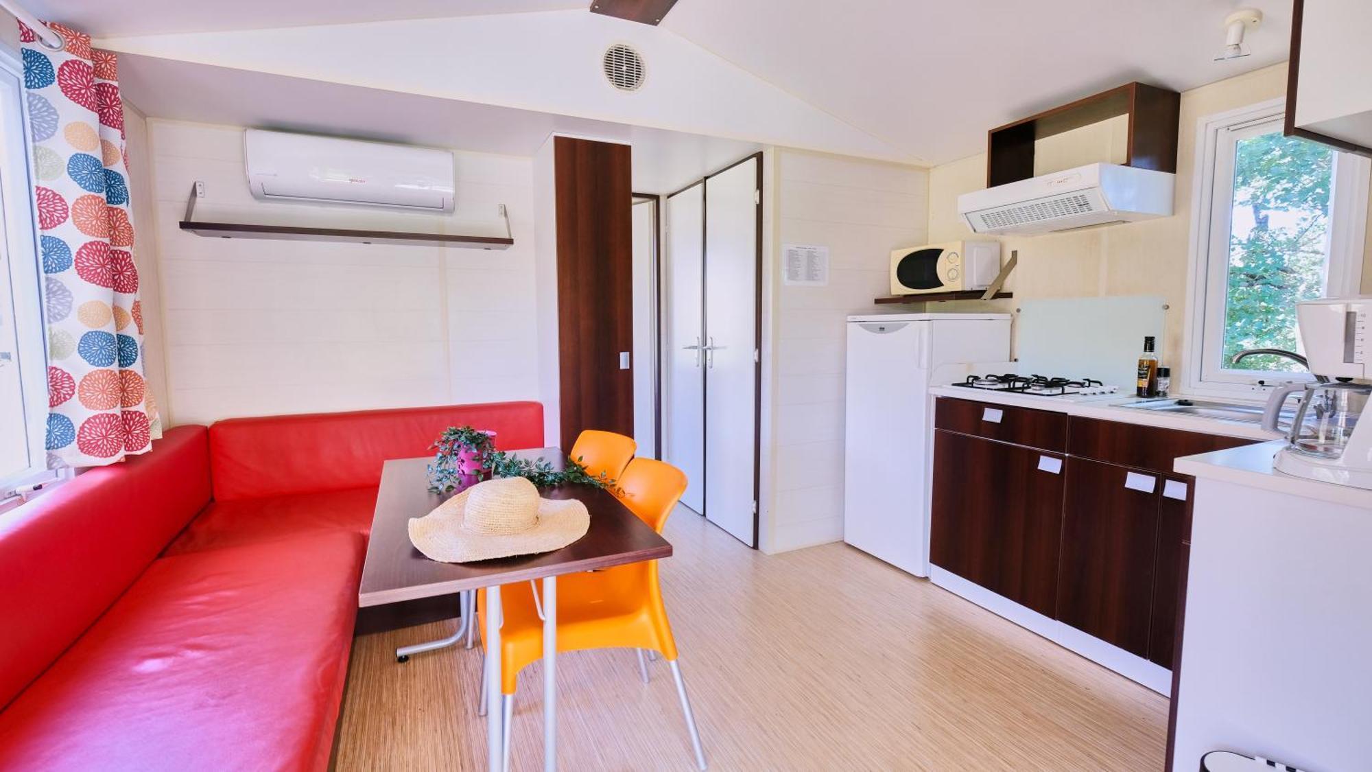Camping Le Couriou Recoubeau-Jansac Ngoại thất bức ảnh
