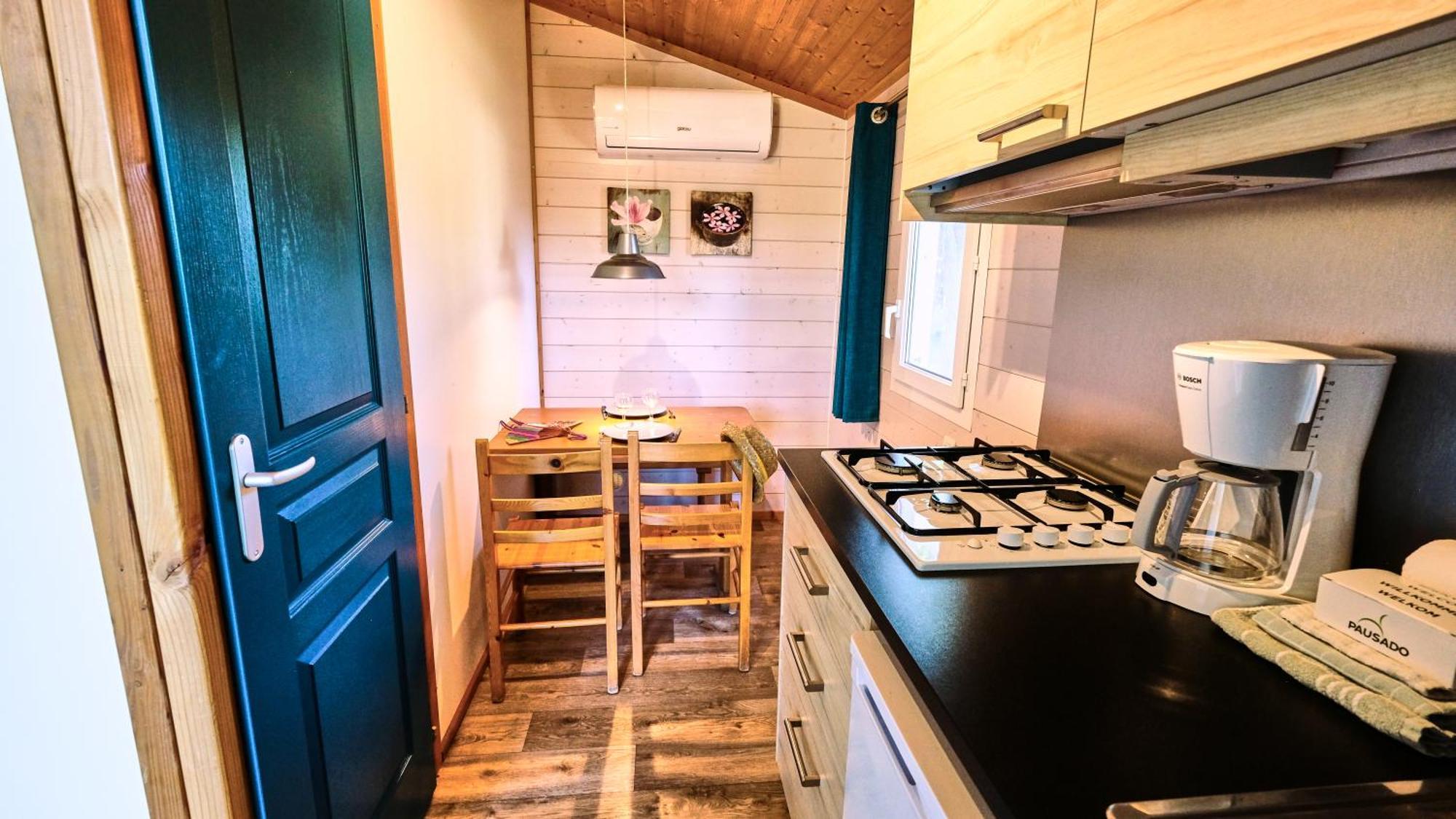 Camping Le Couriou Recoubeau-Jansac Ngoại thất bức ảnh