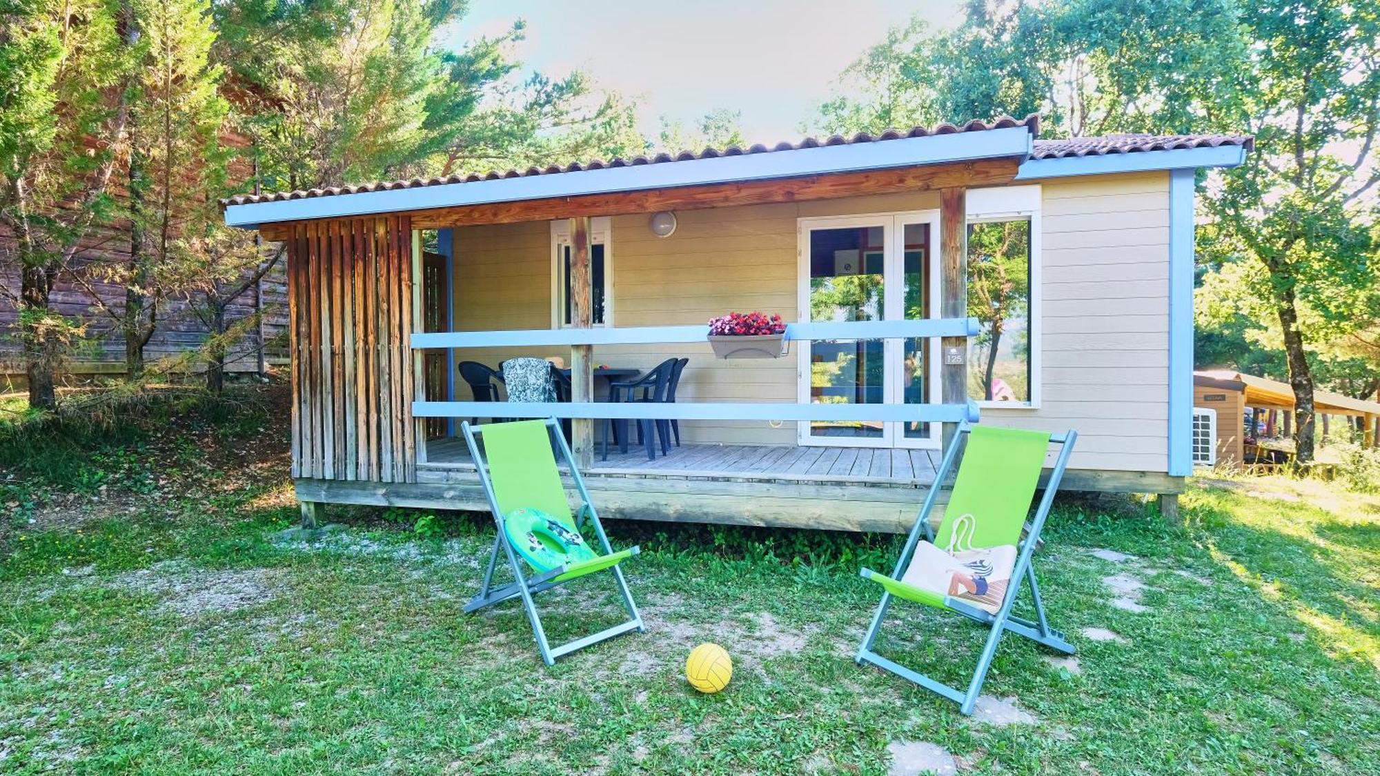 Camping Le Couriou Recoubeau-Jansac Ngoại thất bức ảnh