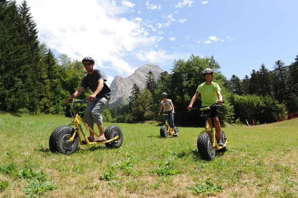 Camping Le Couriou Recoubeau-Jansac Ngoại thất bức ảnh