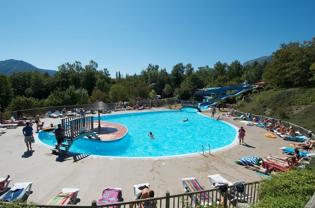 Camping Le Couriou Recoubeau-Jansac Ngoại thất bức ảnh